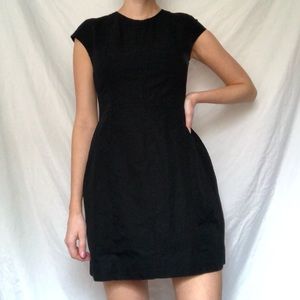 GAP dress WITH POCKETS!